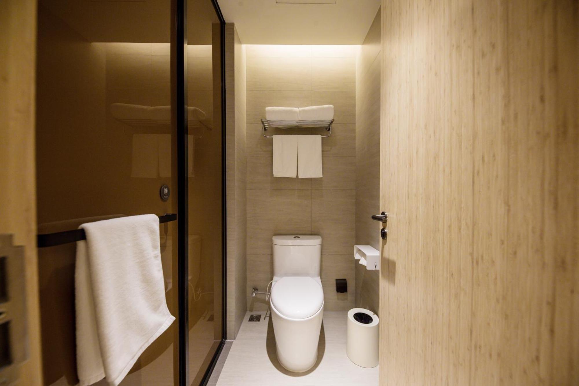 Ji Hotel Shanghai The Bund Jinling East Road Bagian luar foto